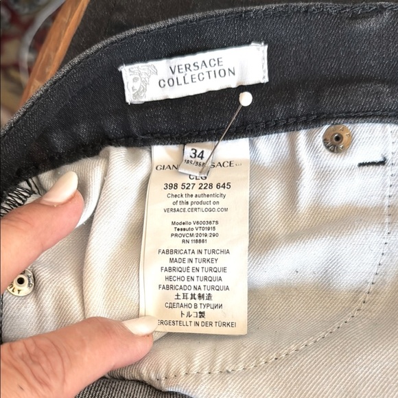 NWOT Versace Collection Jeans Black Wash 5 Pocket Size 34 Medium Rise - Picture 4 of 10